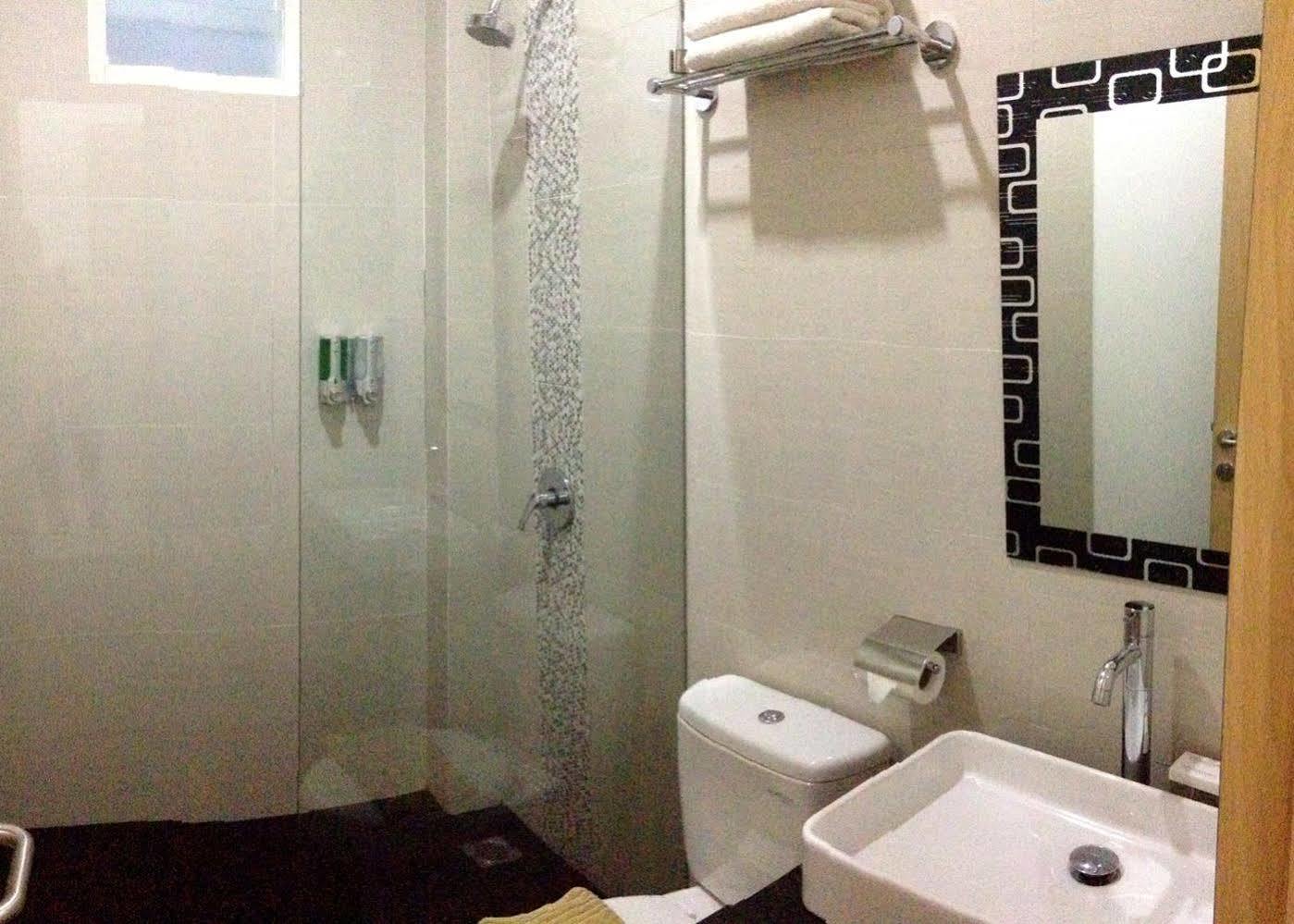 The Orchid Hotel Ambon Eksteriør billede